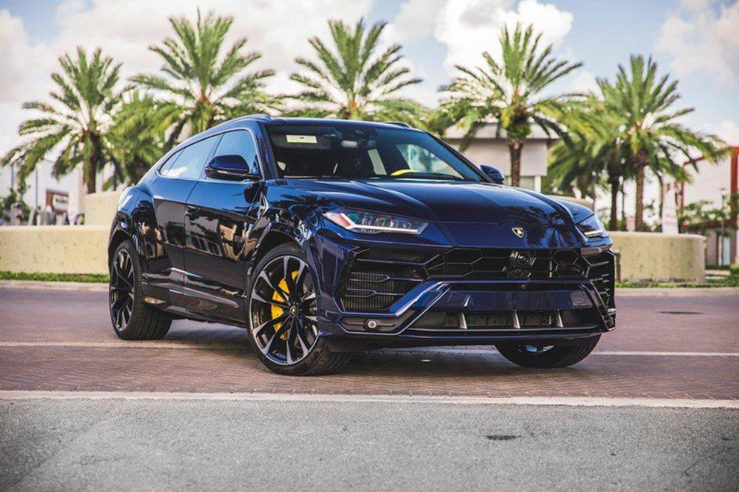 urus2